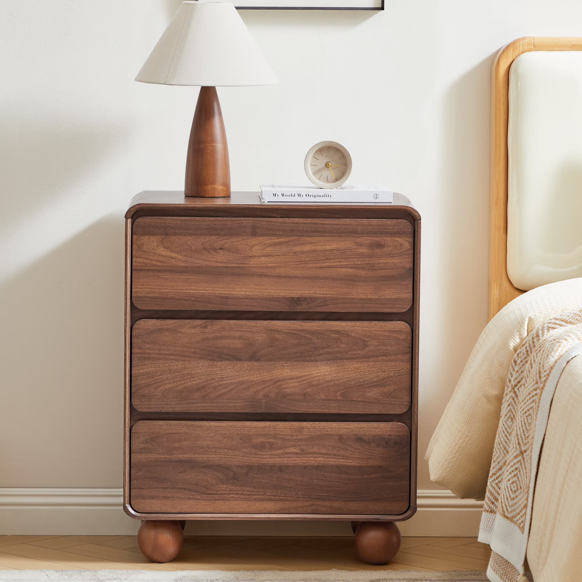 Wirrytor Walnut 3-Drawer Curved Edge Nightstand, Mid-Century Modern Bedside Table With Ball Legs, Versatile End Table For Bedroom & Living Room