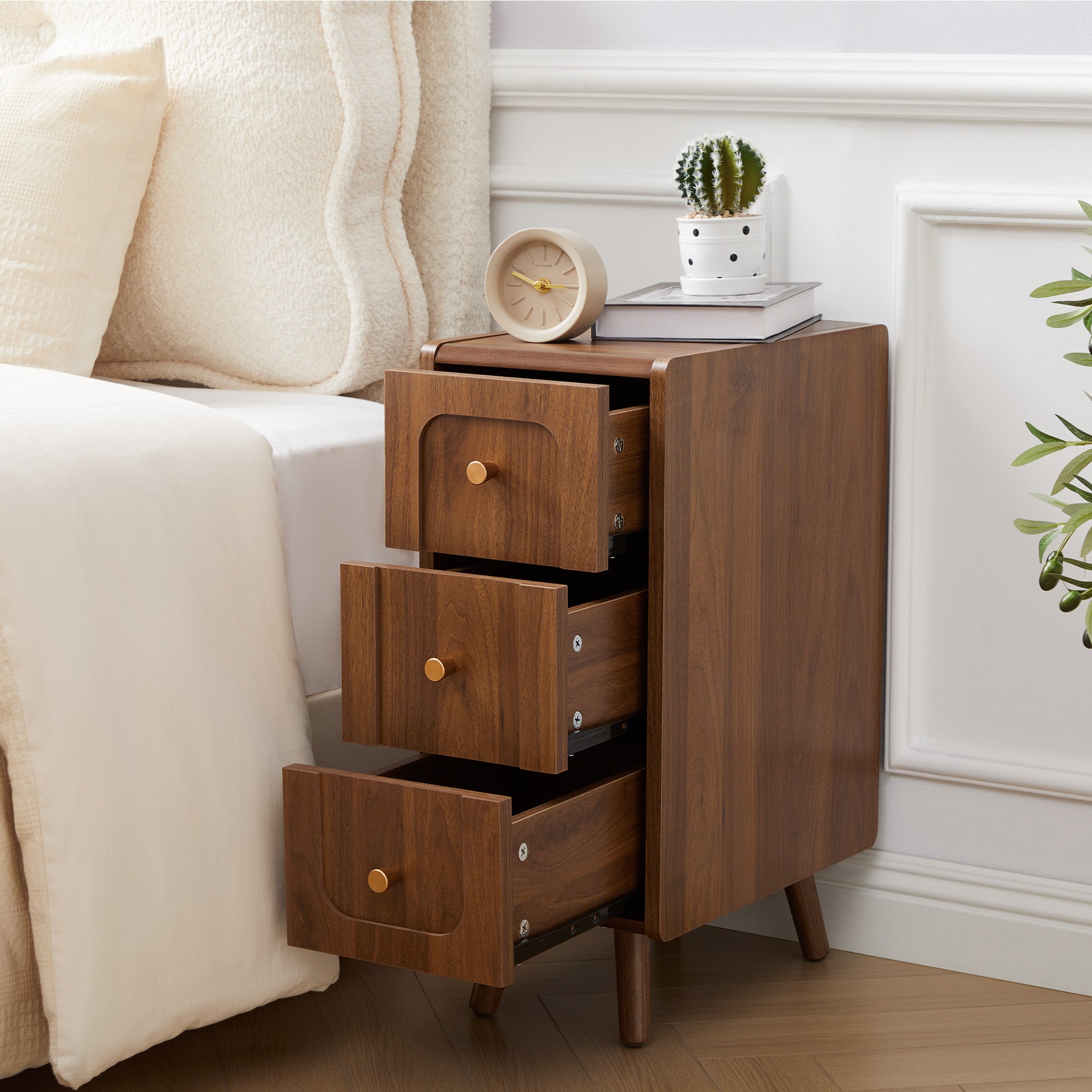 WIRRYTOR Modern Rounded Corner Narrow Nightstand with 3 Drawers, Slim Bedside Table with Tapered Legs, Natural Accent End Table